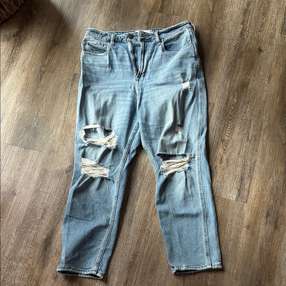 Hollister high waisted mom jean